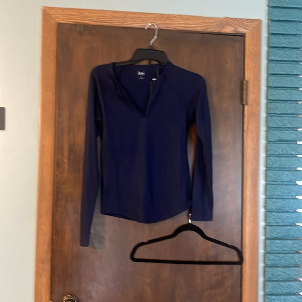 Women's sweater